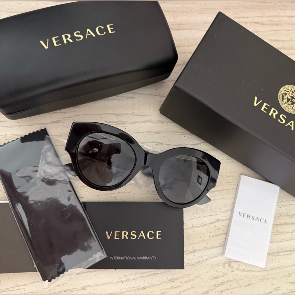 Authenticity cards included Brand New VERSACE Sunglasses